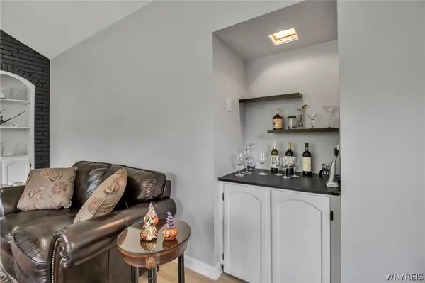 $425,000 | 38 Shady Grove Drive, Amherst, NY 14051