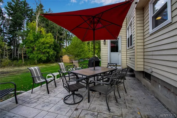 $425,000 | 38 Shady Grove Drive, Amherst, NY 14051