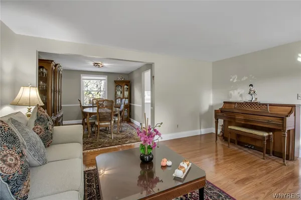 $425,000 | 38 Shady Grove Drive, Amherst, NY 14051