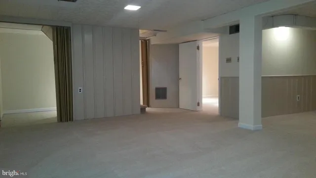 a view of empty room