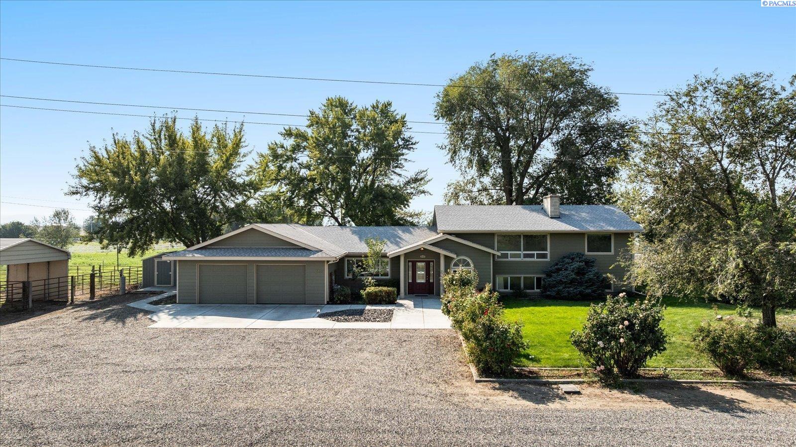 5451 Columbia River Road Pasco, WA 99301 - Photo 1 of 48 Gallery Image 1