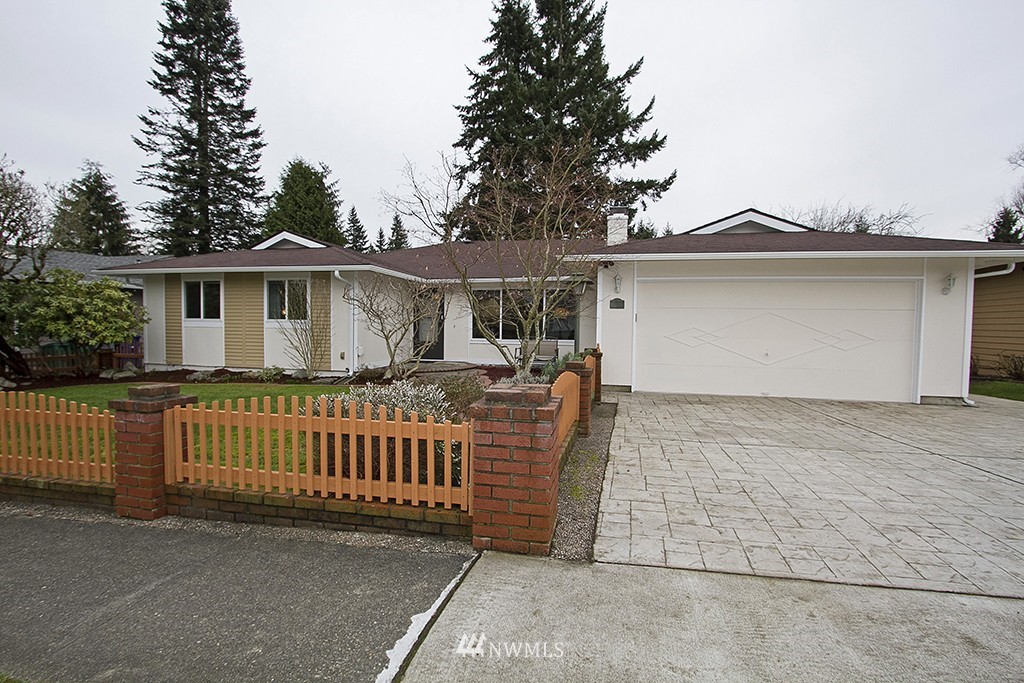 1752 Whitman Avenue Northeast Renton, WA 98059 - Photo 1 of 17