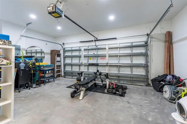 $549,999 | 4923 Northwest 48th Terrace, Tamarac, FL 33319