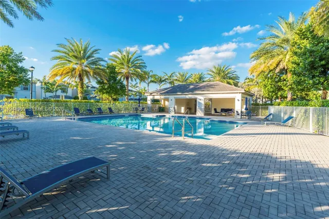 $549,999 | 4923 Northwest 48th Terrace, Tamarac, FL 33319