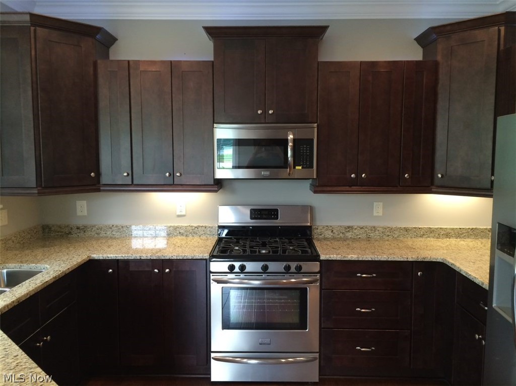 23711 Wolf Road Bay Village, OH 44140 - Photo 4 of 22