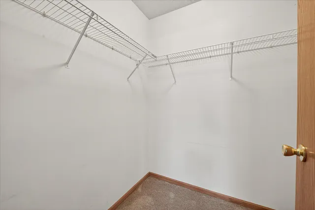 $300,000 | 19158 Jackson Court, Elk River, MN 55330