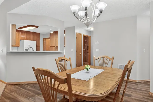 $300,000 | 19158 Jackson Court, Elk River, MN 55330