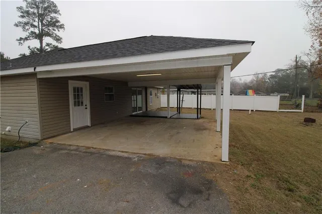 $199,500 | 639 Highway 1204, Ball, LA 71405