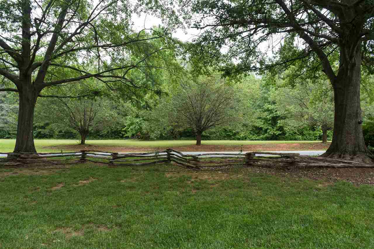 225 Farm Lake Road Boiling Springs, SC 29316 - Photo 32 of 36 Gallery Image 32