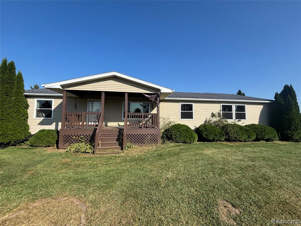 6558 Gosline Road Brown City, MI 48416 - Photo 1 of 30