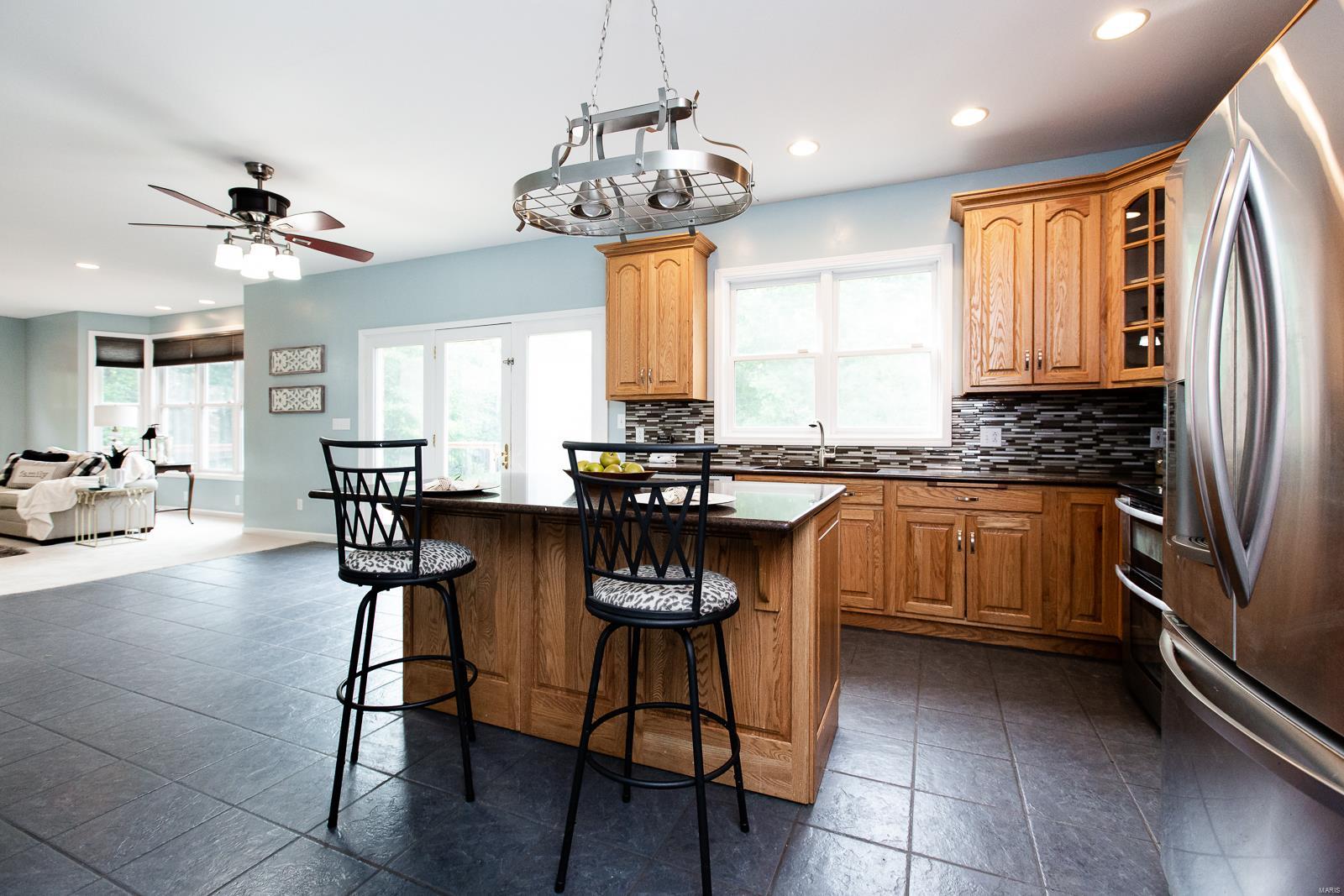 1077 Meadowsong Road Lebanon, IL 62254 - Photo 20 of 52
