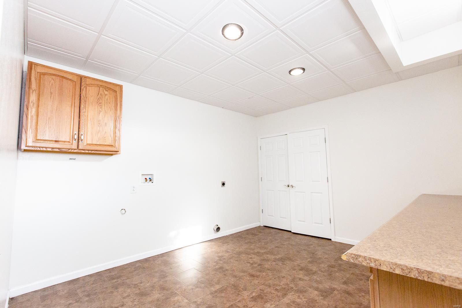 1077 Meadowsong Road Lebanon, IL 62254 - Photo 42 of 52