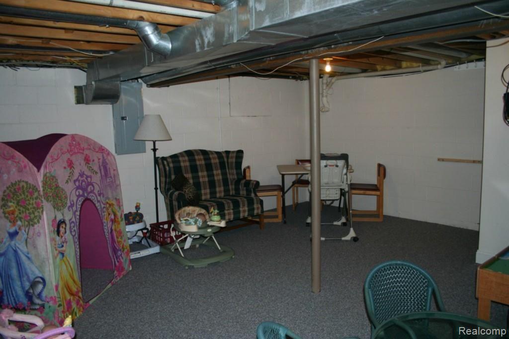 6475 Falkenbury Road North Branch, MI 48461 - Photo 14 of 15 Basement Falkenbury.jpg