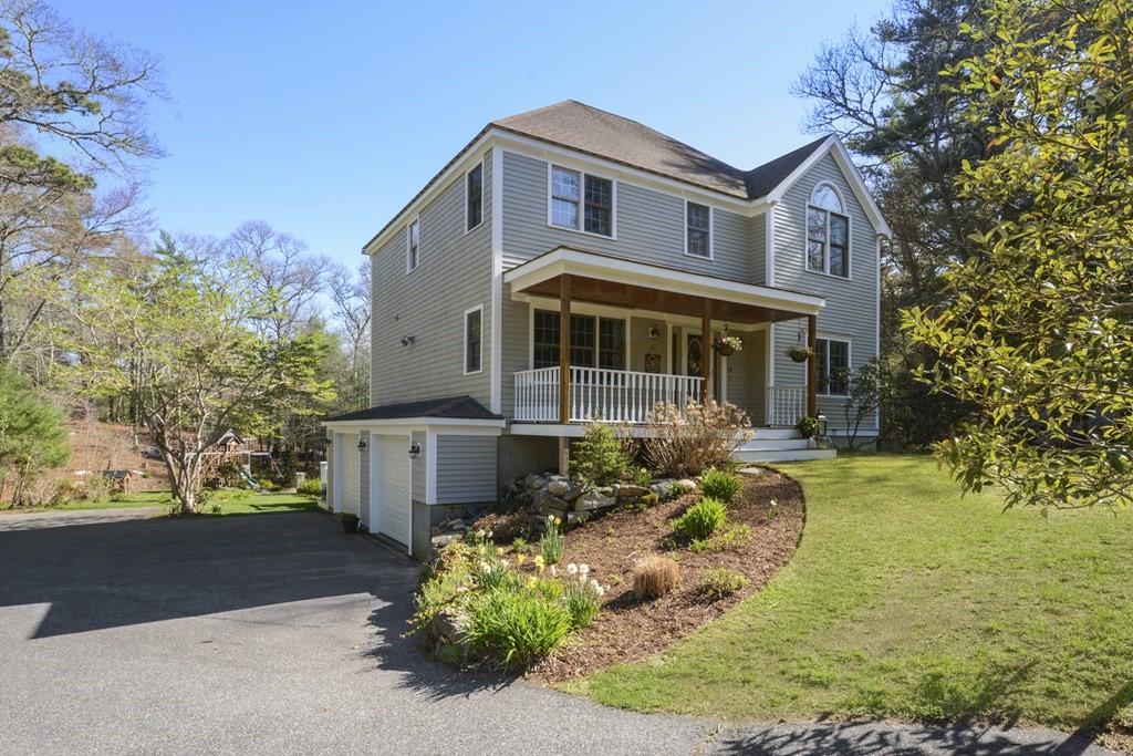56 Bournedale Road Bourne, MA 02532 - Photo 3 of 34