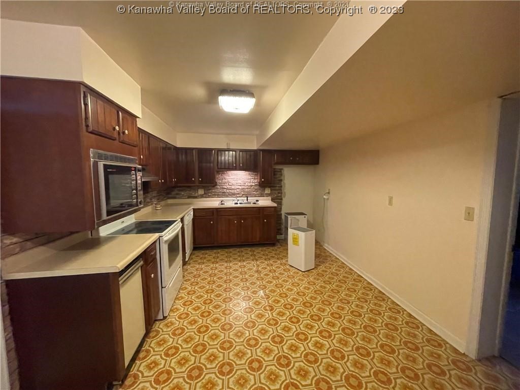 400 Highlawn Drive Ripley, WV 25271 - Photo 19 of 30 Gallery Image 19