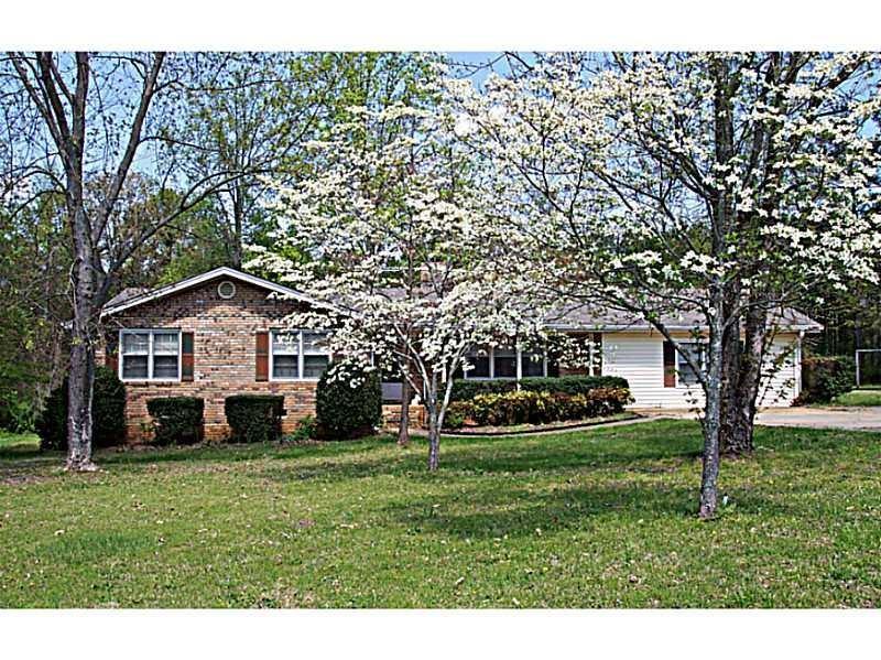 180 Bruce Court Dallas, GA 30157 - Photo 1 of 27