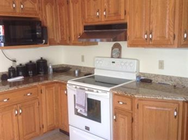 12 Anthony Road North Reading, MA 01864 - Photo 7 of 22 Gallery Image 7