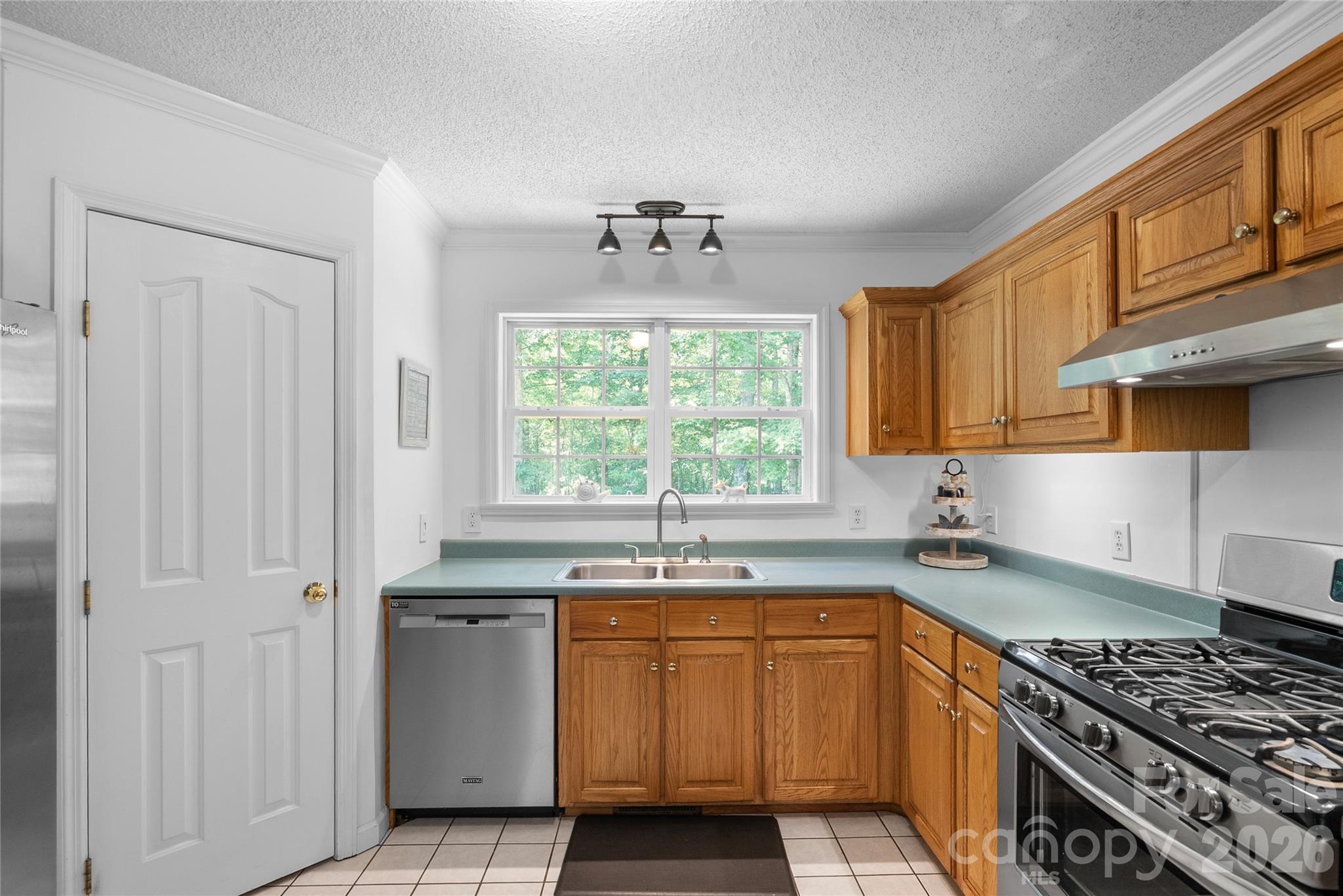 2230 Walnut Hollow Road Brevard, NC 28712 - Photo 13 of 48 Gallery Image 13
