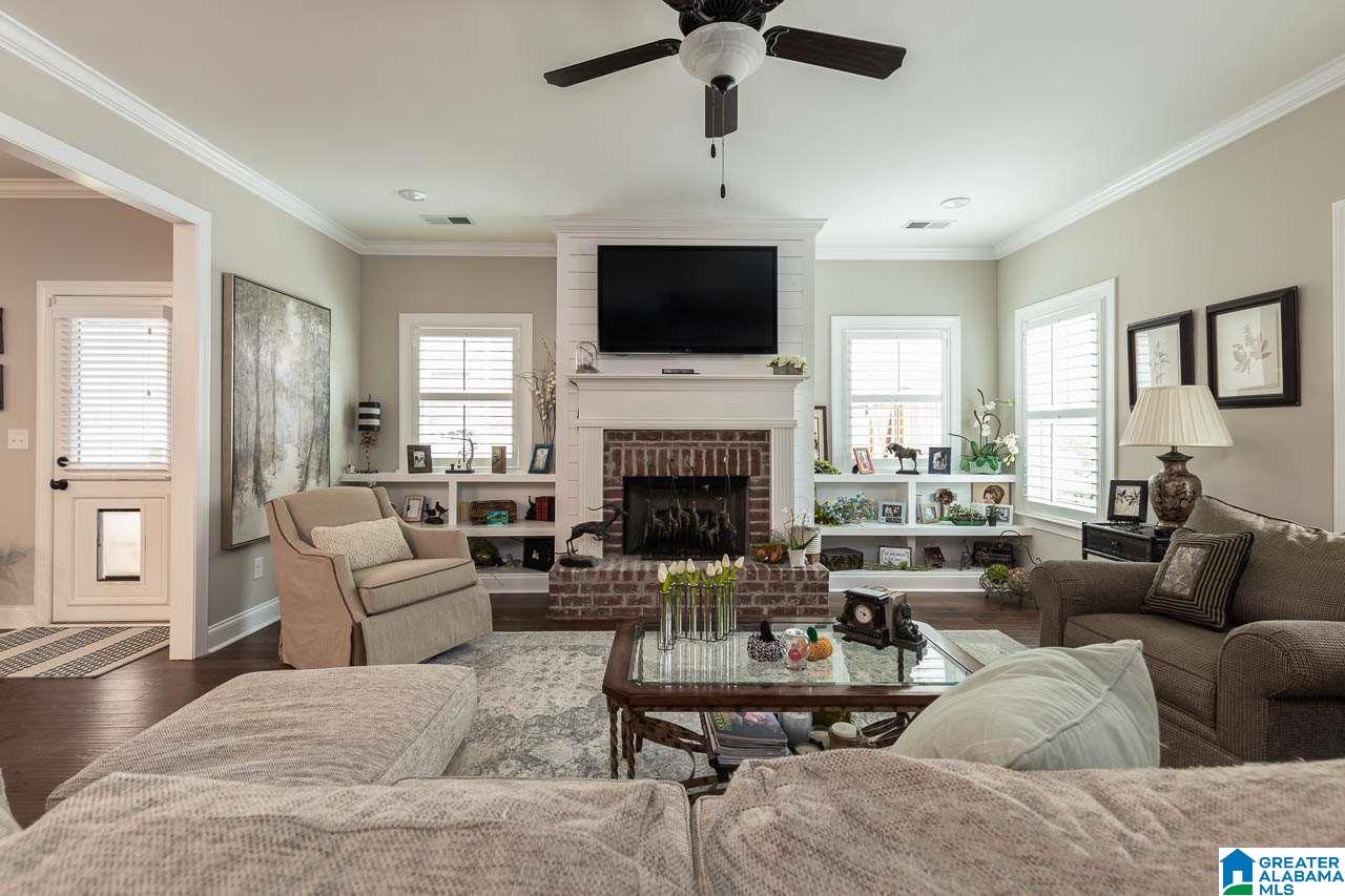 6535 Spring Street Trussville, AL 35173 - Photo 4 of 22