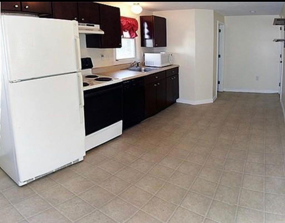 21 Valley View Lane Worcester, MA 01604 - Photo 5 of 7