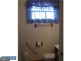 817 Hanford Road Fairless Hills, PA 19030 - Photo 10 of 11 Bathroom