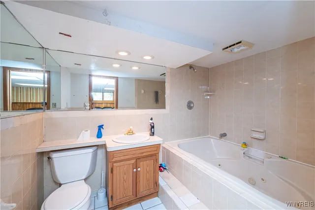 $499,777 | 3710 Main Street, Amherst, NY 14226