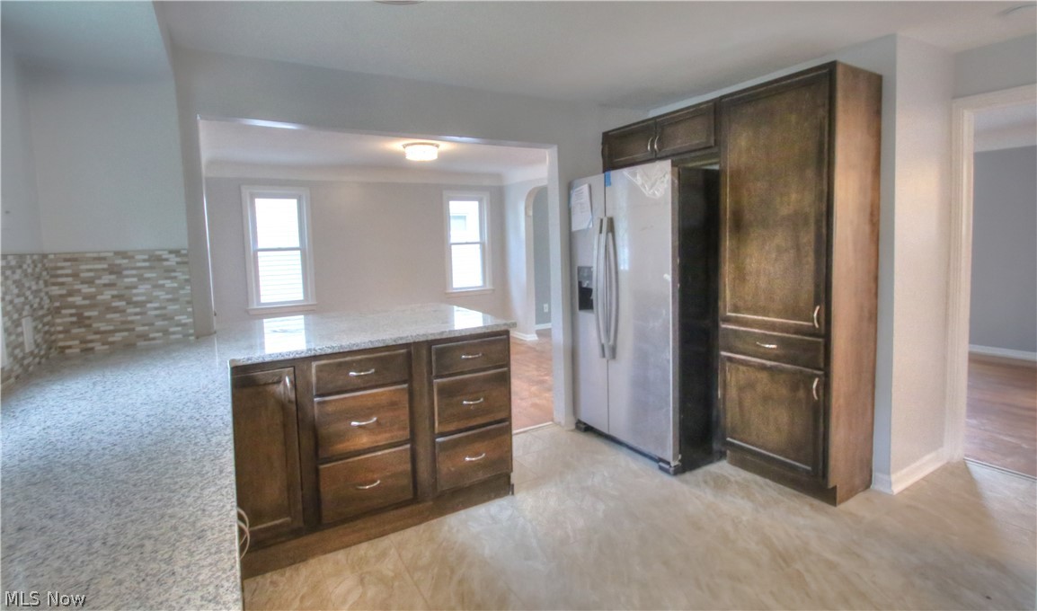 860 Montford Road Cleveland Heights, OH 44121 - Photo 7 of 29