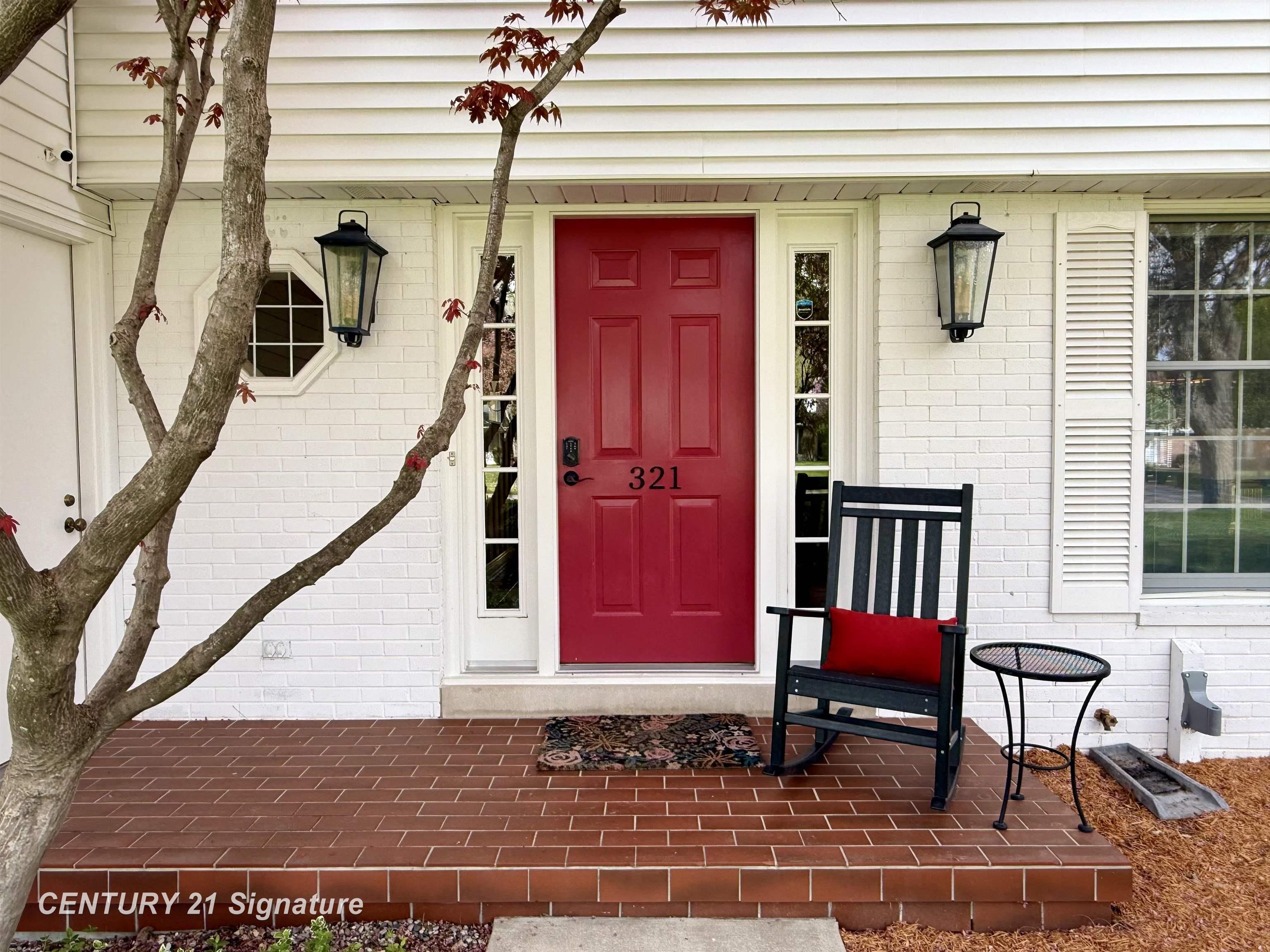 321 Somerset Road Saginaw, MI 48638 - Photo 2 of 31 Gallery Image 2
