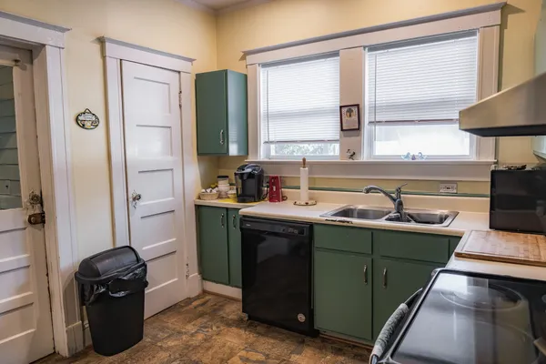 $164,900 | 727 Harvey Street, Millen, GA 30442