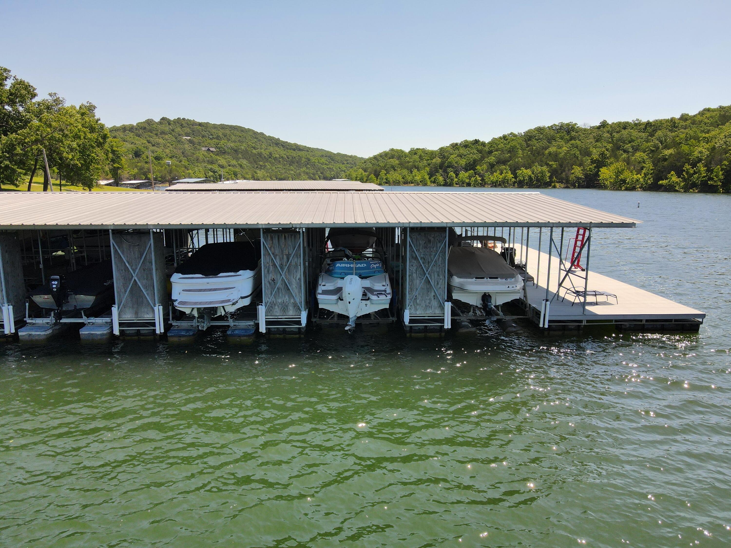 1506 Meadowview Road Galena, MO 65656 - Photo 15 of 31 DJI_0724