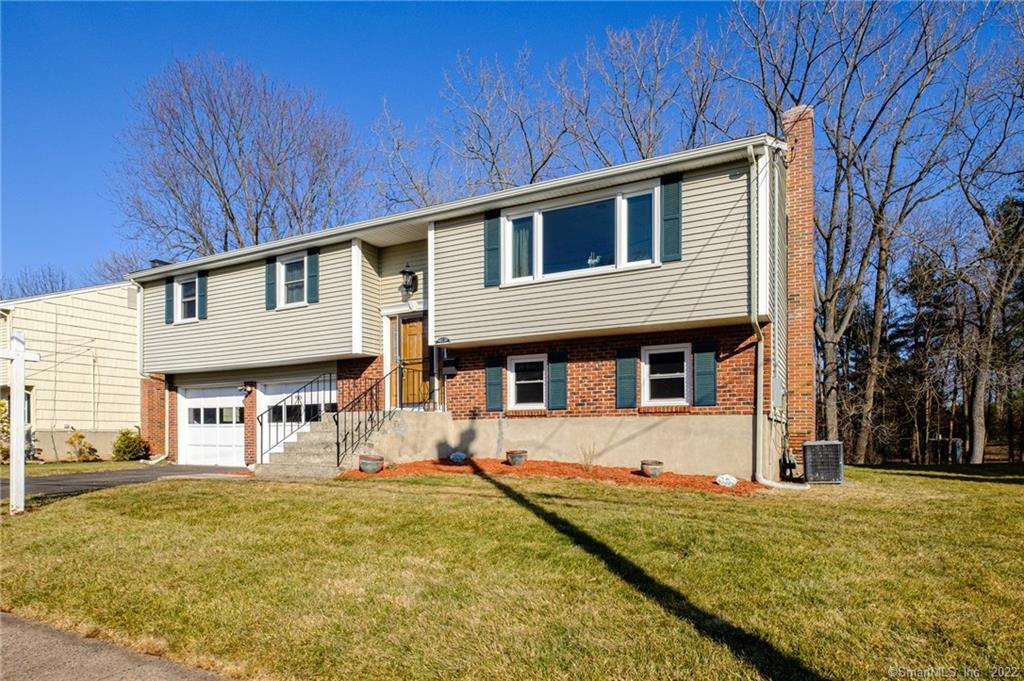 10 Hammick Road West Hartford, CT 06107 - Photo 1 of 1