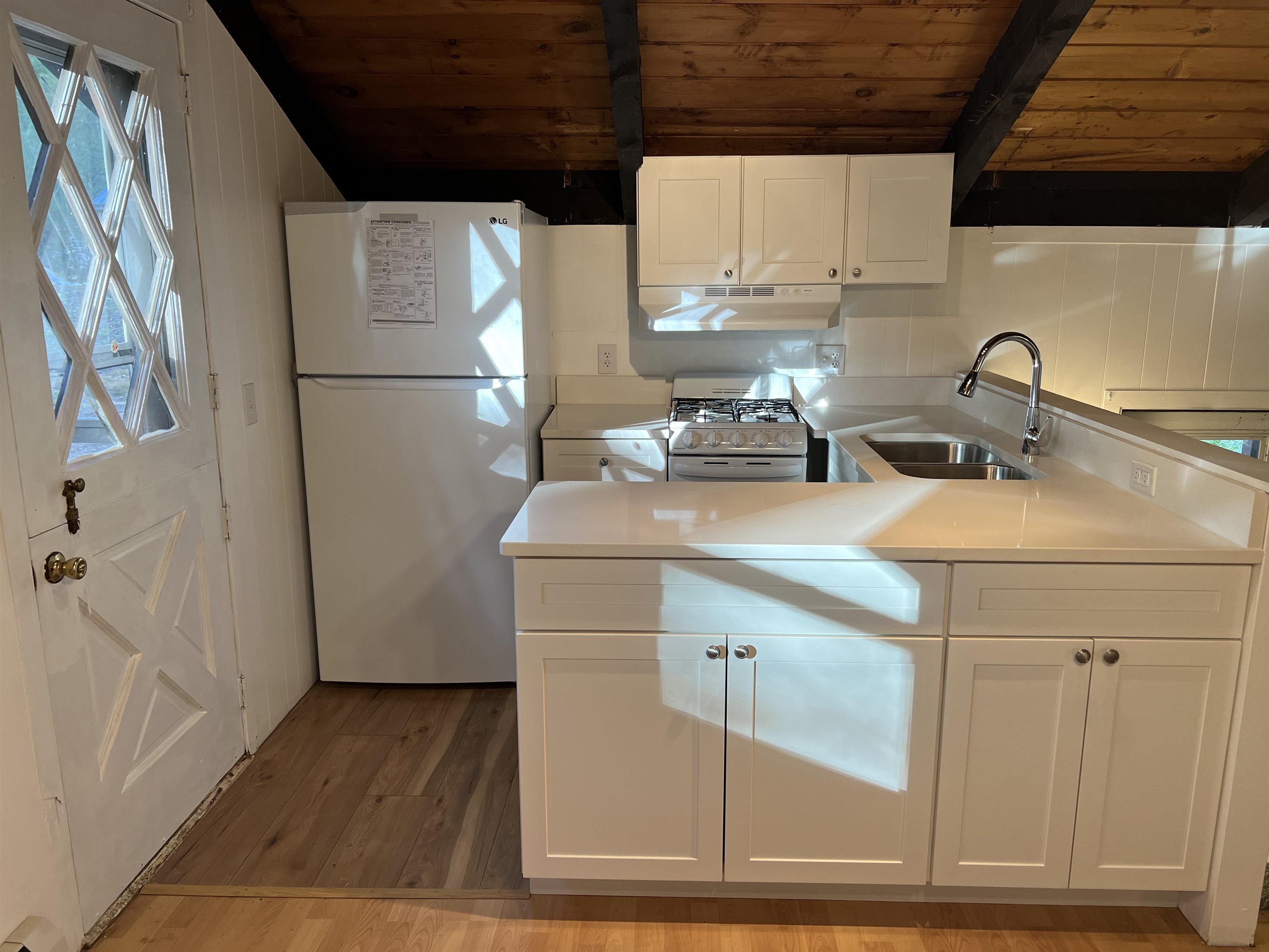 314 Old Bartlett Road Conway, NH 03860 - Photo 9 of 36