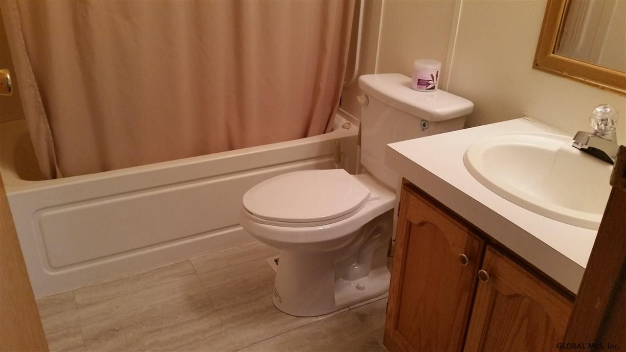 425 Warren Road Gloversville, NY 12078 - Photo 7 of 18 Photo 7