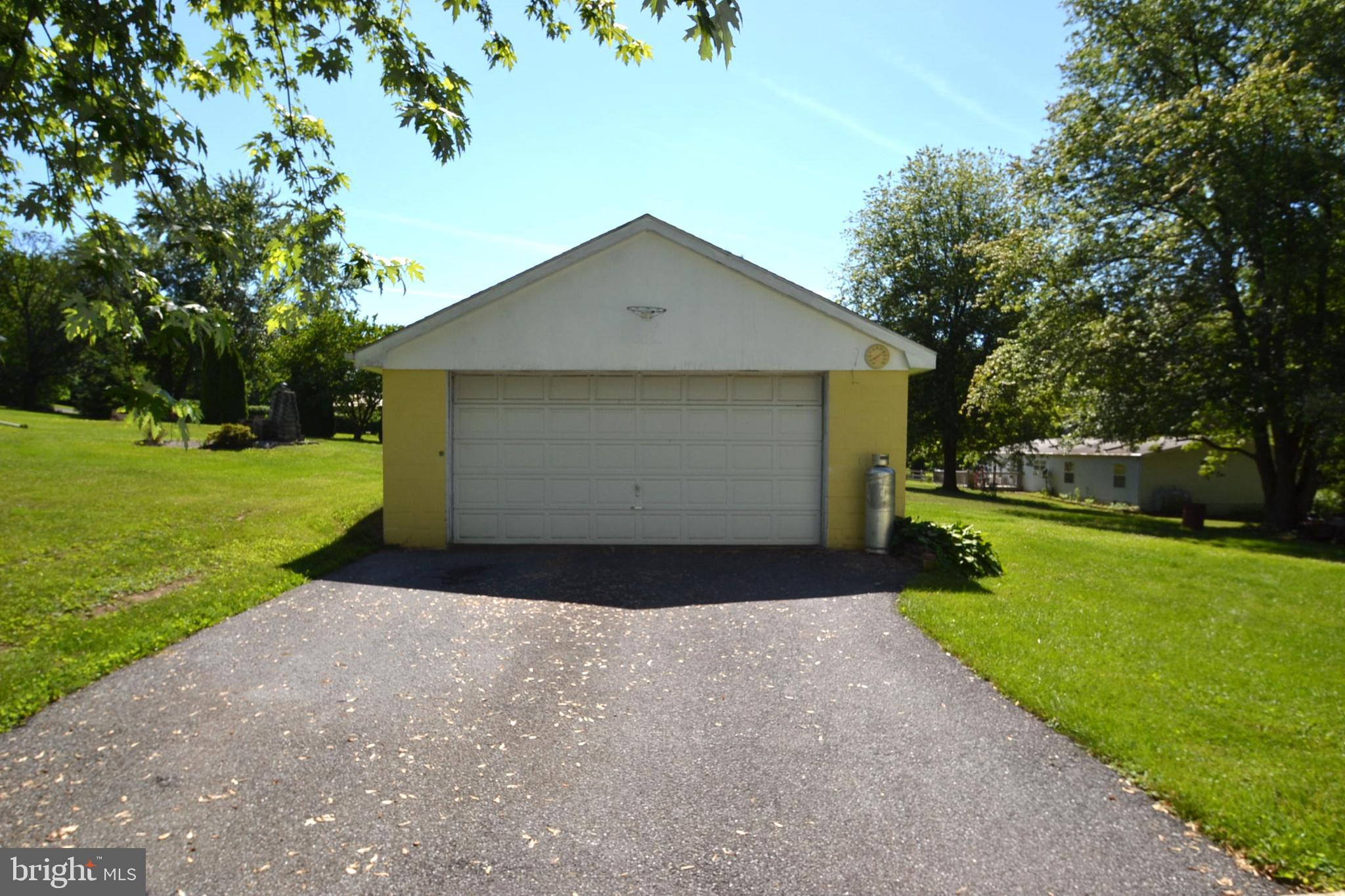 101 Mill Road Middletown, PA 17057 - Photo 9 of 24 Gallery Image 9