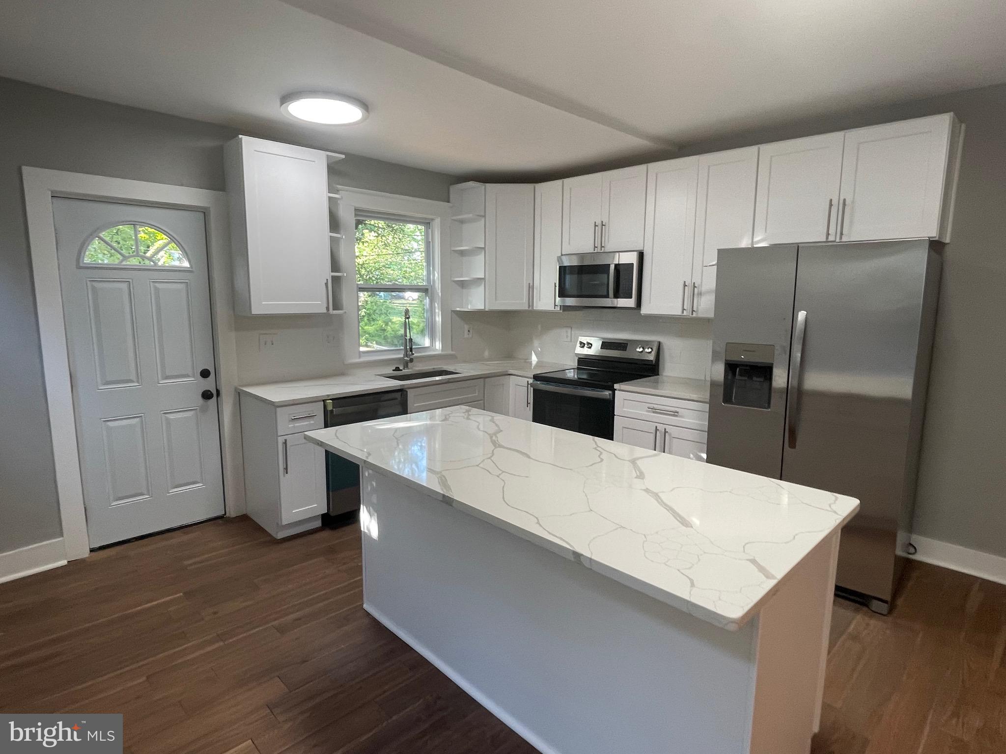 416 Walcott Road Baltimore, MD 21206 - Photo 8 of 37
