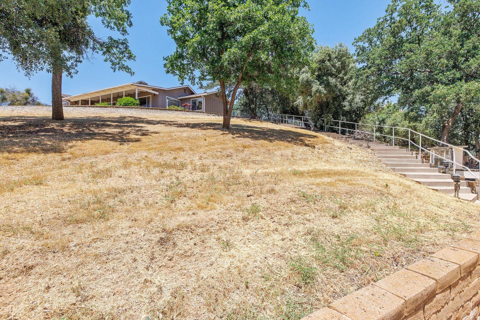 44223 Balch Park Road Springville, CA 93265 - Photo 16 of 110 9