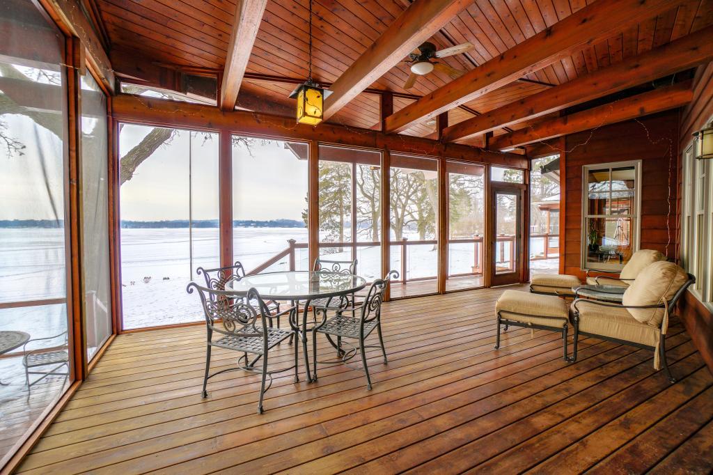 5495 Carlson Road Shoreview, MN 55126 - Photo 8 of 46