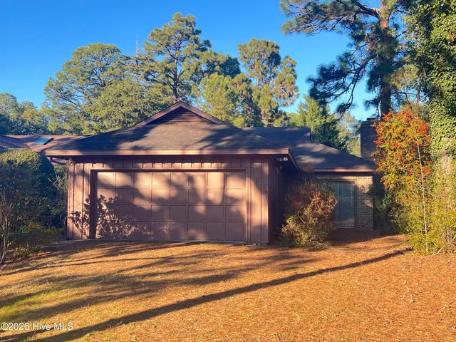 $320,000 | 260 Fairway Drive, Pinehurst, NC 28374