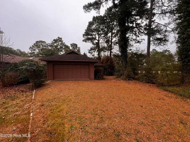 $320,000 | 260 Fairway Drive, Pinehurst, NC 28374