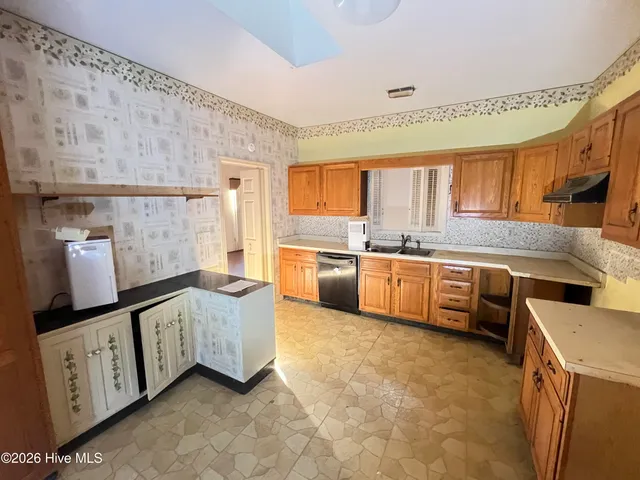 $320,000 | 260 Fairway Drive, Pinehurst, NC 28374