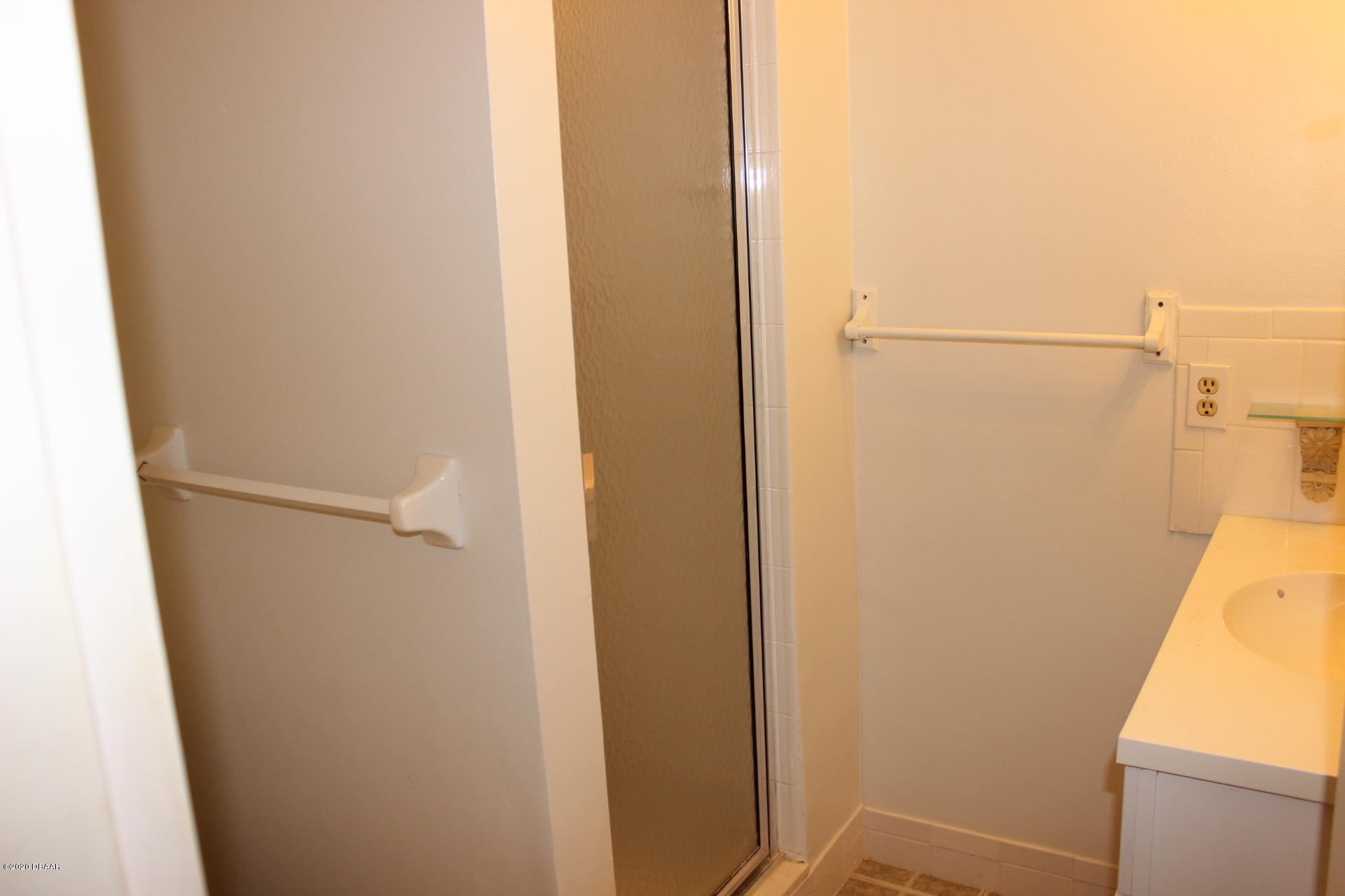 71 Cindy Lane Ponce Inlet, FL 32127 - Photo 19 of 25 Master Shower