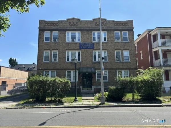 $895,000 | 1526-1528 Broad Street, Hartford, CT 06106