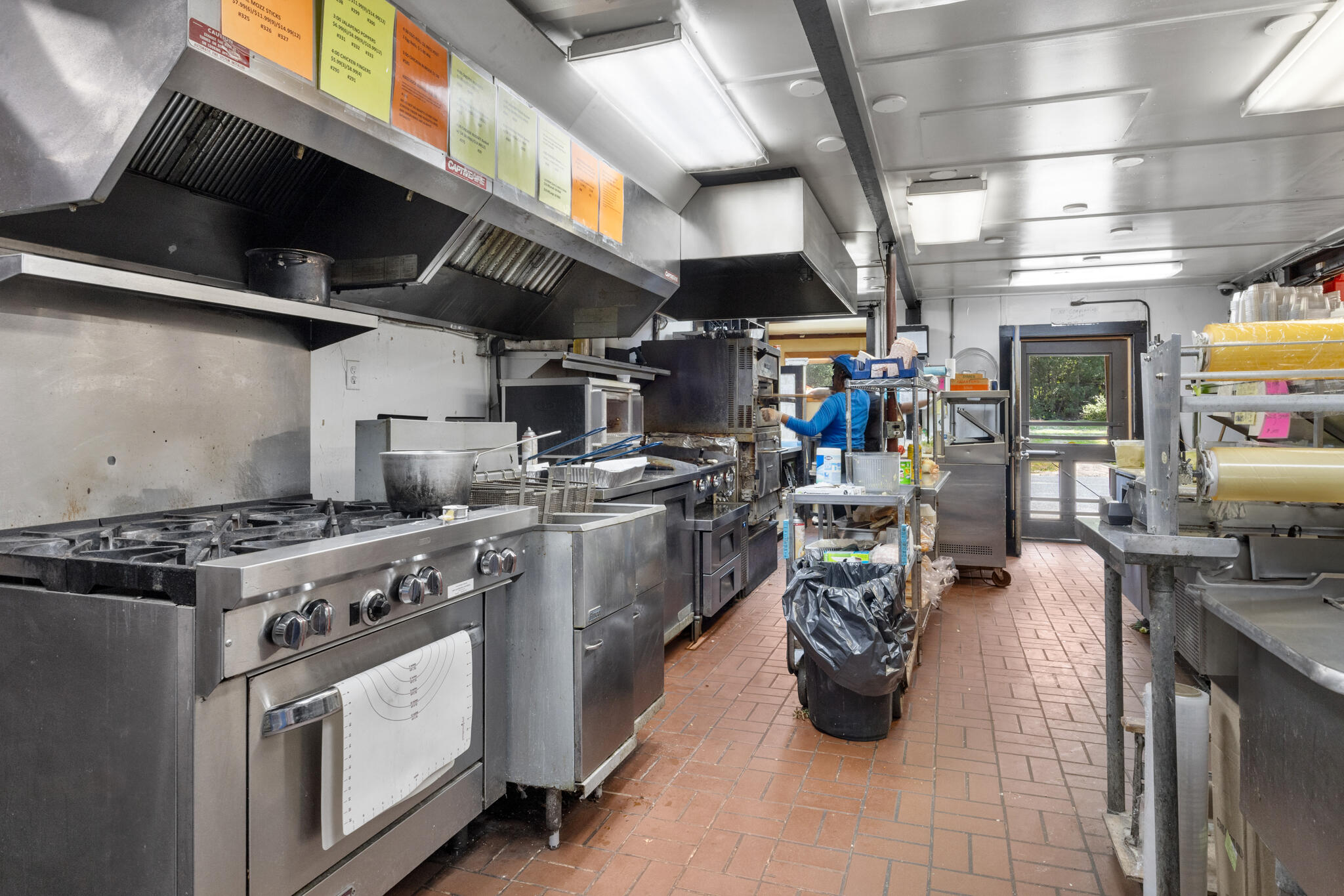 113 Bass Harbor Road Southwest Harbor, ME 04679 - Photo 61 of 67 store-48