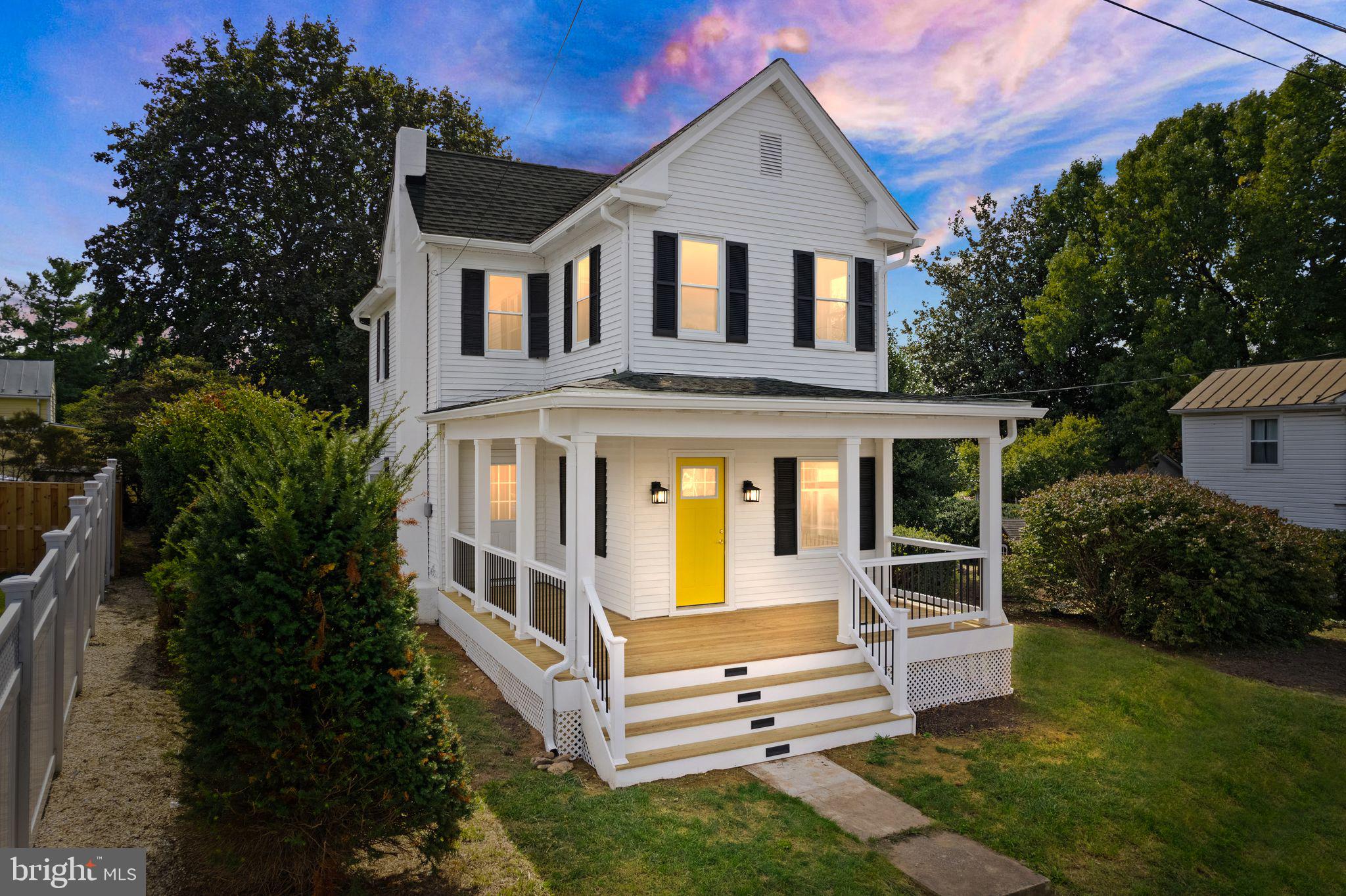 112 Rice Street Berryville, VA 22611 - Photo 4 of 63 Welcome to 112 Rice Street in Downtown Berryville