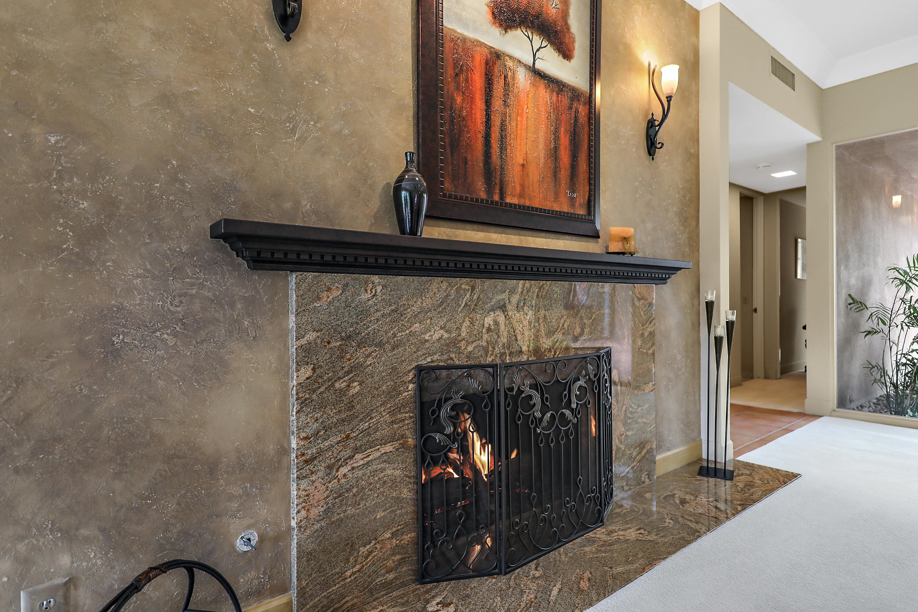 77775 Seminole Road Indian Wells, CA 92210 - Photo 20 of 49 Fireplace