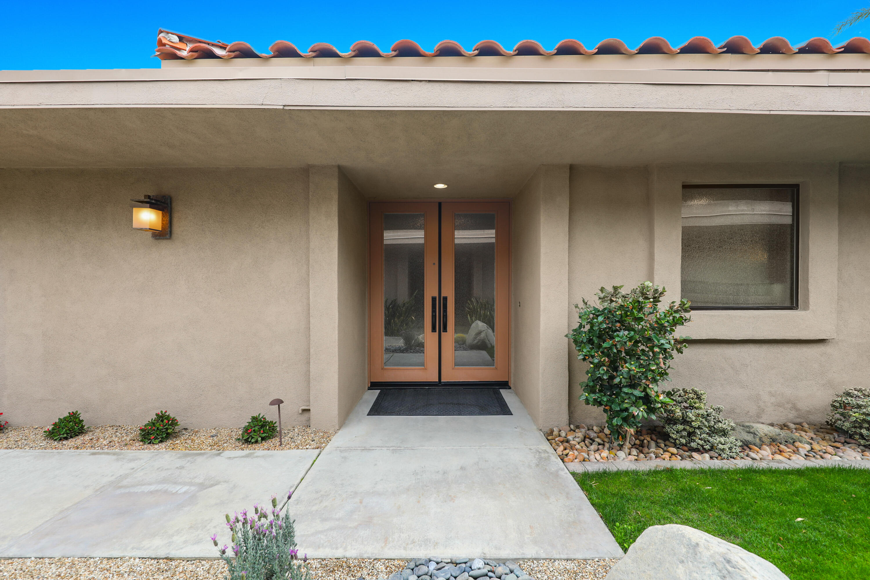 77775 Seminole Road Indian Wells, CA 92210 - Photo 6 of 49 Front Entrance