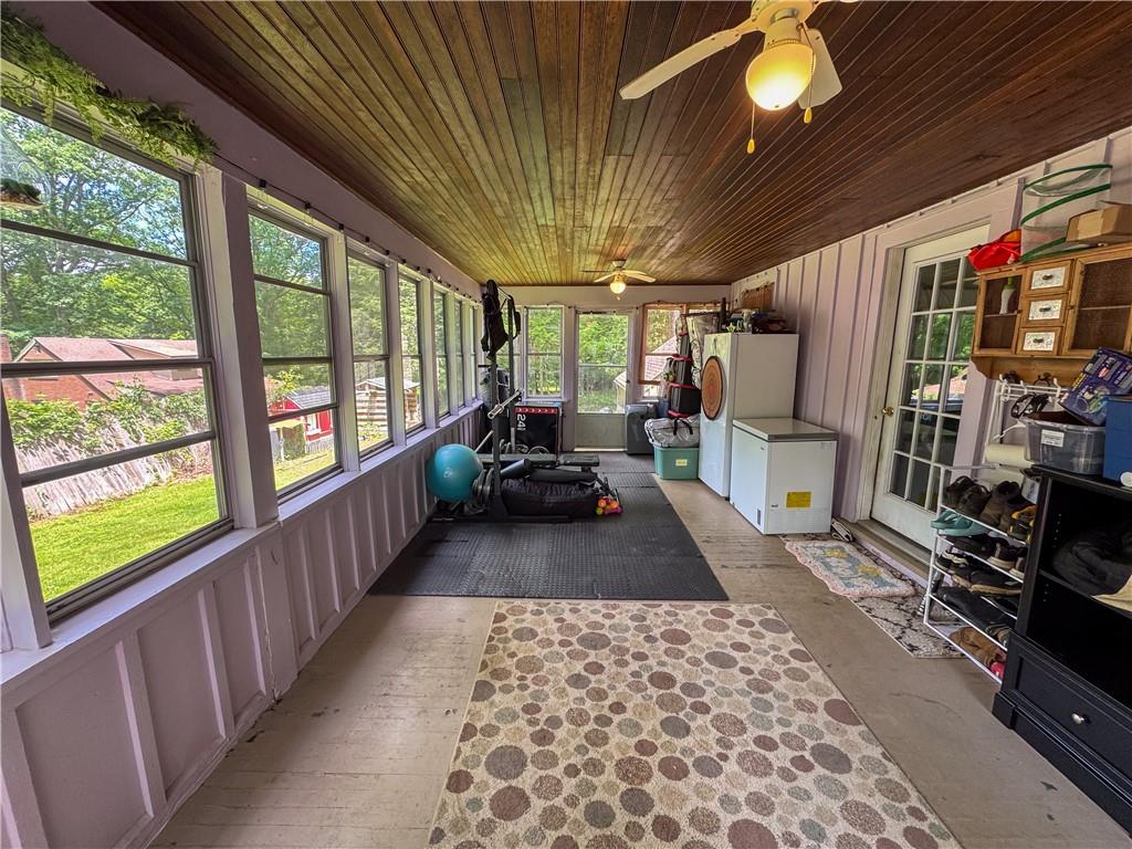 19 Locust Road, Unit 221 Laughlintown, PA 15655 - Photo 21 of 36