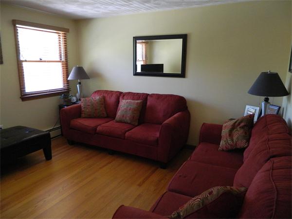 174 Fox Hill Road Burlington, MA 01803 - Photo 5 of 15 Gallery Image 5