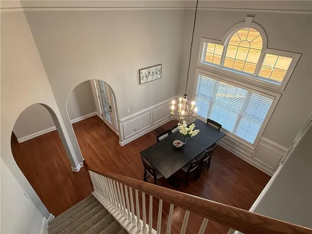 a view of back yard of the house