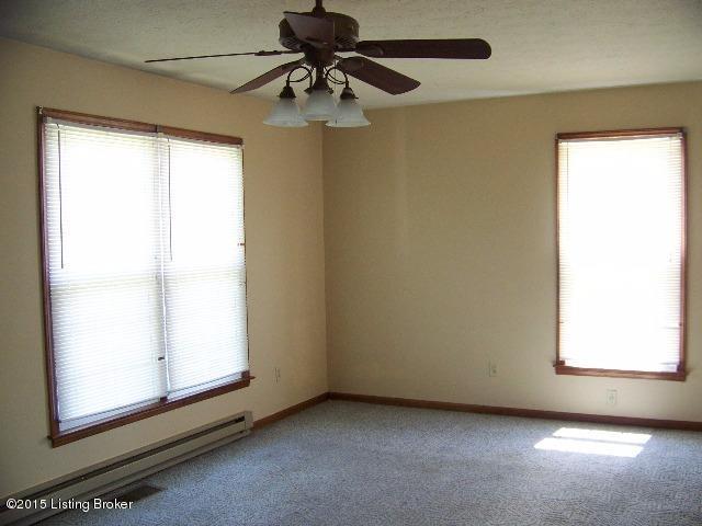 1666 Fairmont Road Lawrenceburg, KY 40342 - Photo 6 of 13 1516485_05